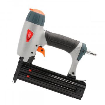 Pneumatska čeka na čavle 20-50 mm + komplet pribora